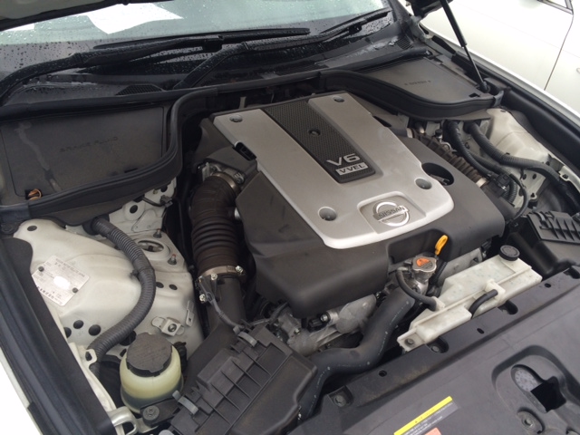 2011 Nissan Skyline V36 coupe 370GT Type SP engine bay