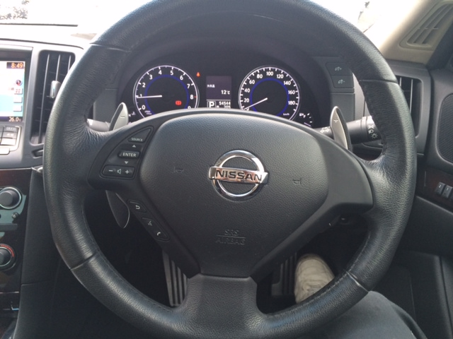 2011 Nissan Skyline V36 coupe 370GT Type SP steering wheel