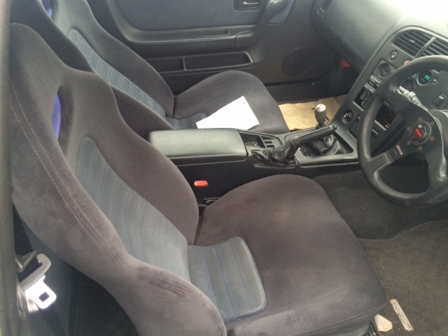 1995 Nissan Skyline R33 GTR driver seat