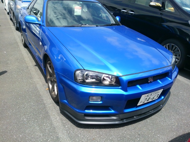 1999 Nissan Skyline R34 GTR front