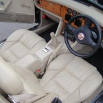 1995 mg RV8 interior