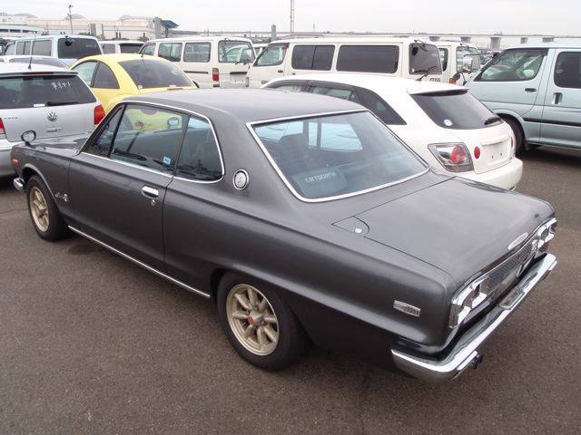 Skyline KGC10 GT coupe 12