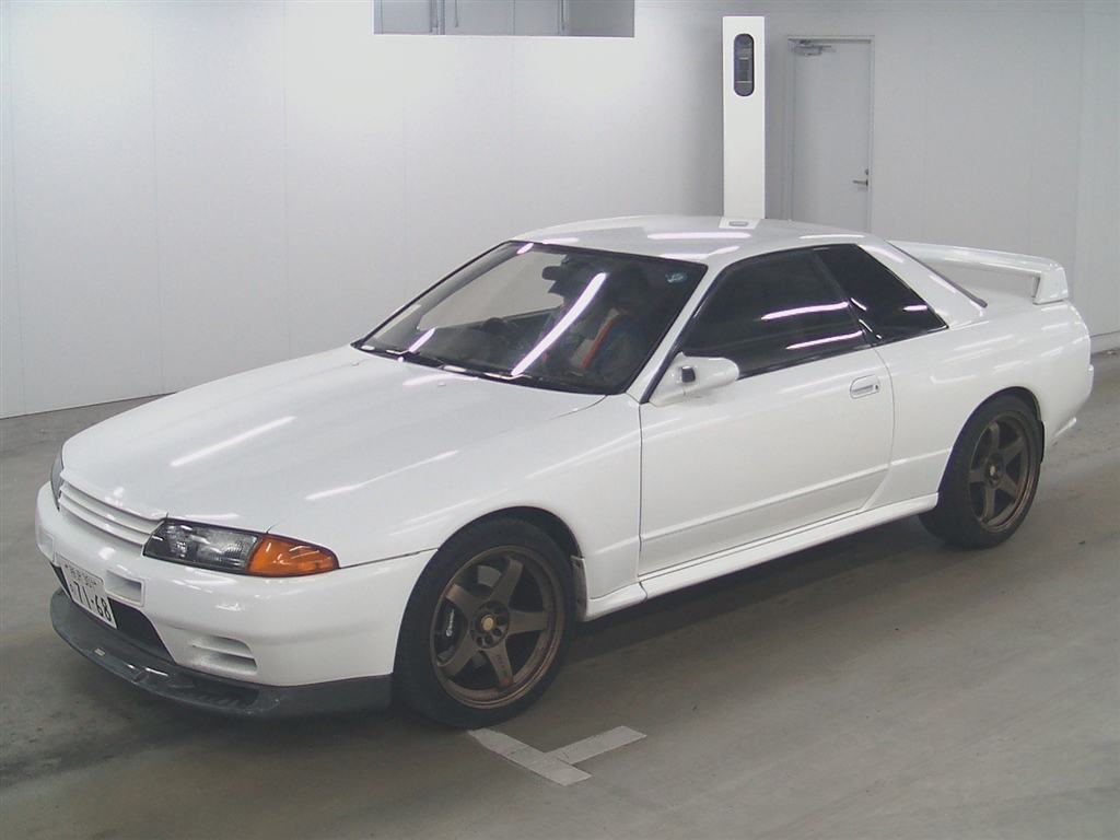 1993 nissan skyline r32 gtr front