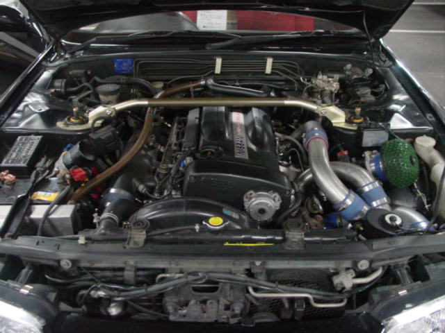 1993 Nissan Skyline R32 GTR VSpec engine