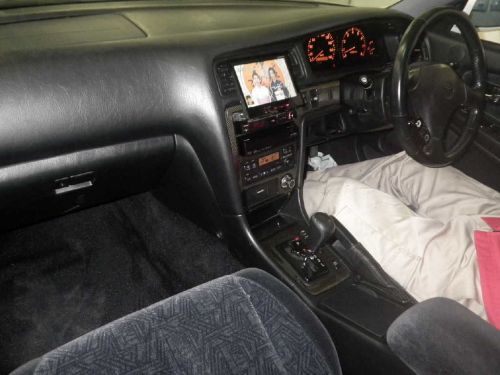 Toyota Chaser Tourer V interior
