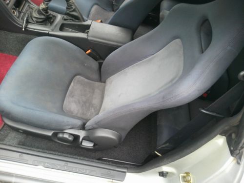 1992 Nissan Skyline R32 GTR silver passenger seat