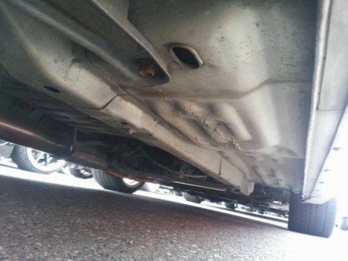 1992 Nissan Skyline R32 GTR silver underbody 4