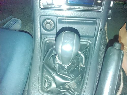1994 Nissan Skyline R32 GT-R gear shift knob