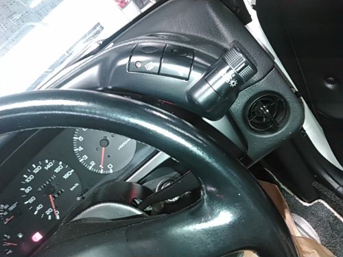 1994 Nissan Skyline R32 GT-R steering wheel vents