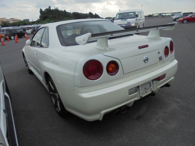 2002 Nissan Skyline R34 GT-R VSPEC2 NUR left rear