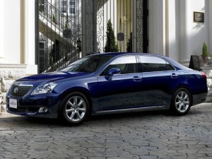 2009 Toyota Crown Majesta blue