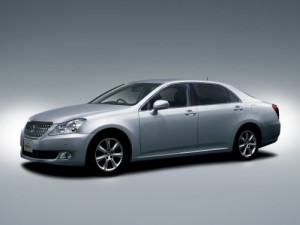 2009 Toyota Crown Majesta silver 2