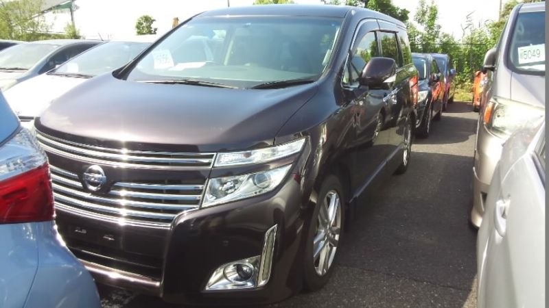 2010 Nissan Elgrand E52 4WD left front