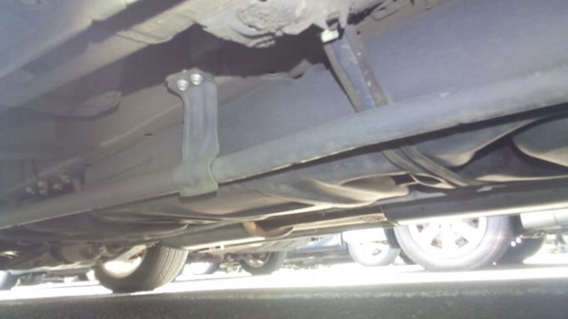 2010 Nissan Elgrand E52 4WD underbody