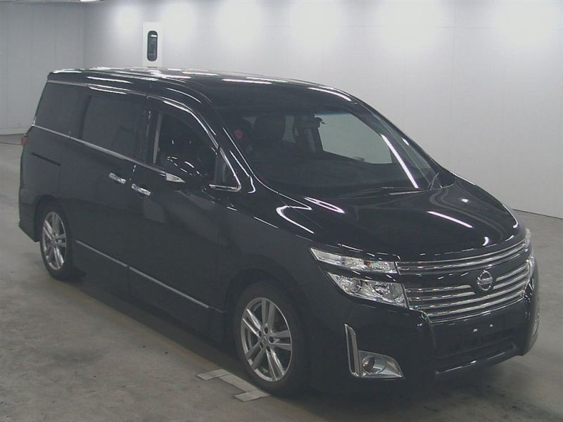 2011 Nissan Elgrand E52 Highway Star Premium 350 4WD front