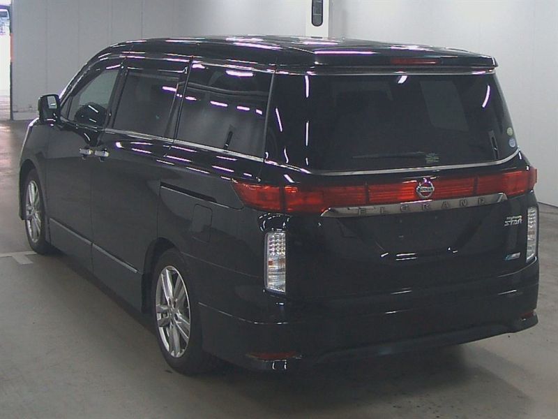 2011 Nissan Elgrand E52 Highway Star Premium 350 4WD rear