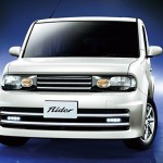 Nissan Cube Z12 AUTECH Rider front