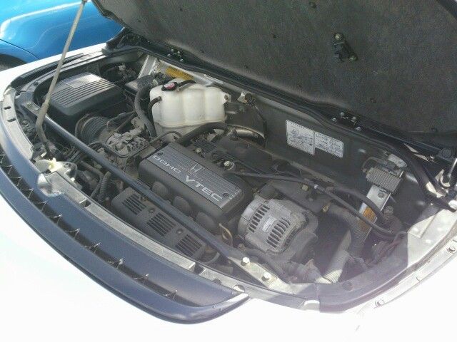 1992 Honda NSX coupe engine bay 4
