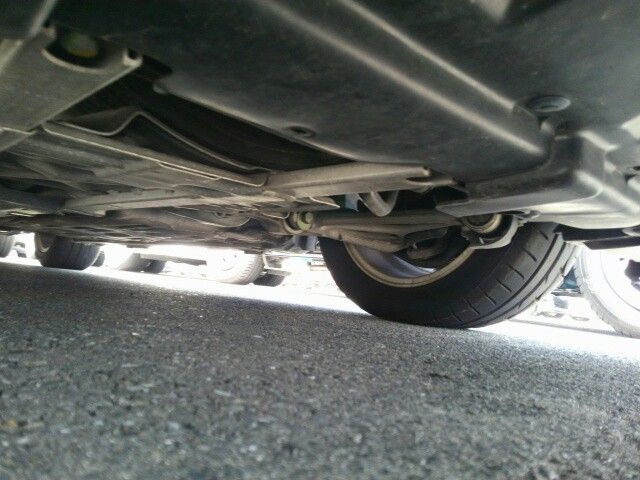 1992 Honda NSX coupe underbody 3