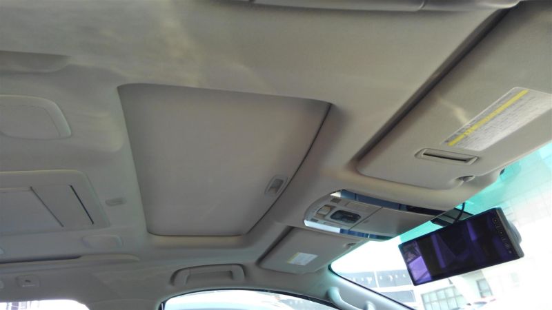 2012 Toyota Vellfire Hybrid ZR sunroof