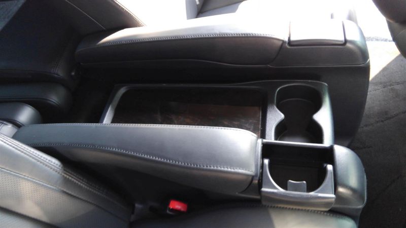 2012 Toyota Vellfire Hybrid ZR interior 12