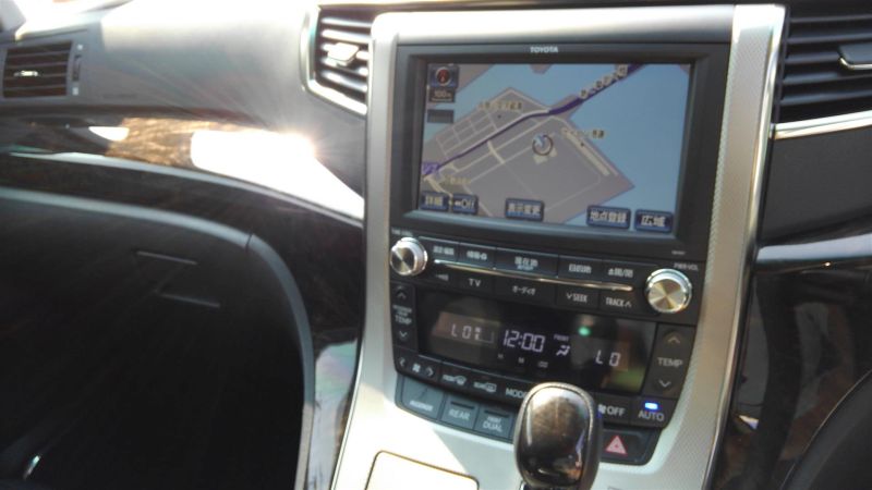 2012 Toyota Vellfire Hybrid ZR navigation