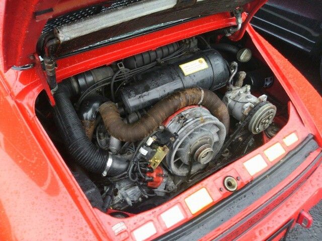 1978-porsche-911-sc-coupe-engine-bay