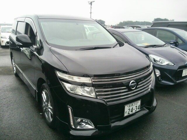 2010-nissan-elgrand-e52-highway-star-350-2wd-black-41