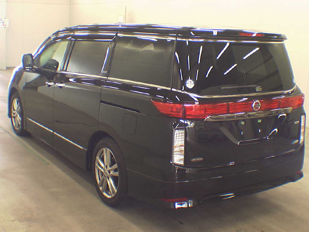 2011-nissan-elgrand-e52-vip-2wd-3-5l-rear