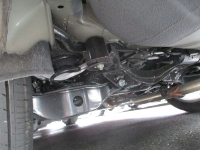 2011-nissan-elgrand-e52-vip-2wd-3-5l-underbody