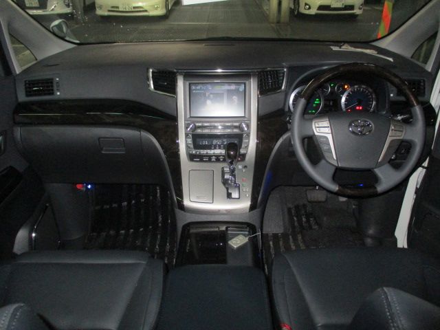 2014-toyota-vellfire-hybrid-zr-g-edition-2-4l-4wd-24