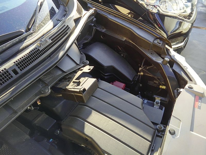 2011-nissan-elgrand-highway-star-350-4wd-41