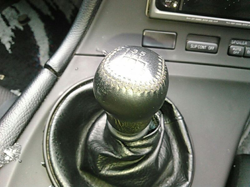 1994-toyota-supra-rz-twin-turbo-6-speed-manual-shift-knob