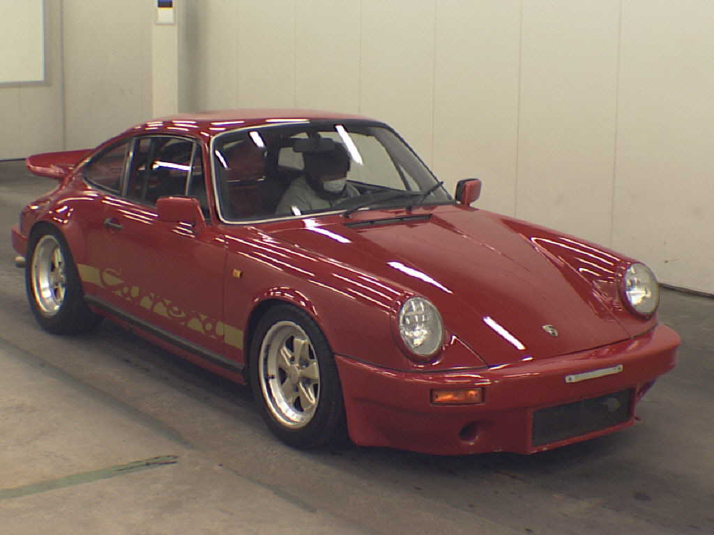 1981 Porsche 911 coupe front