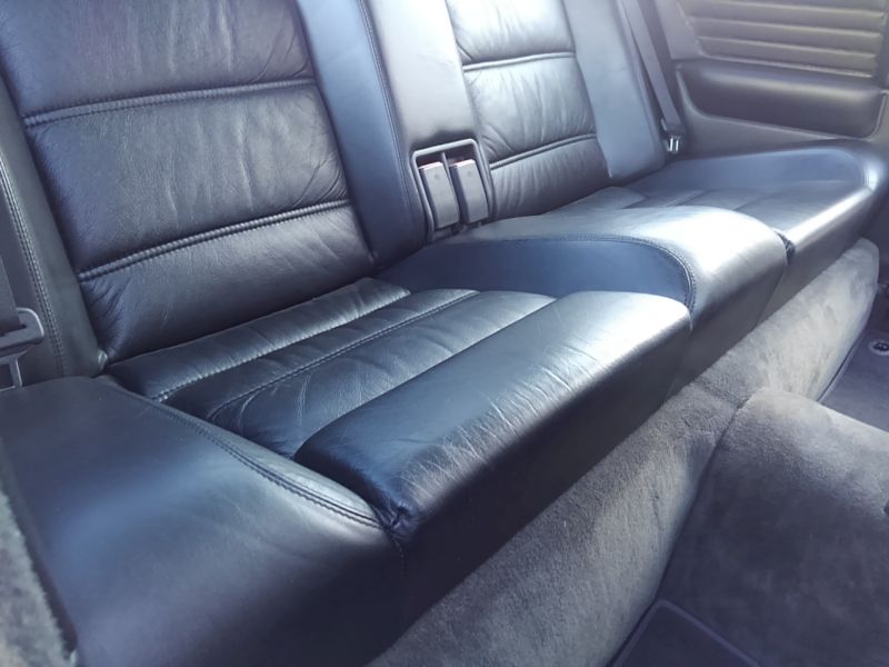 1987 BMW M3 E30 coupe interior 21