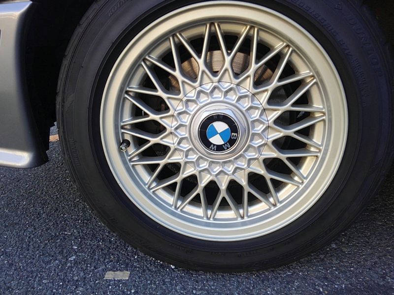 1987 BMW M3 E30 coupe wheel 1