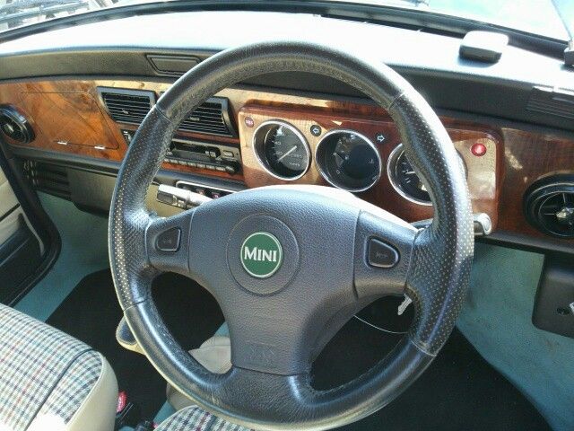 1999 Rover Mini Cooper steering wheel