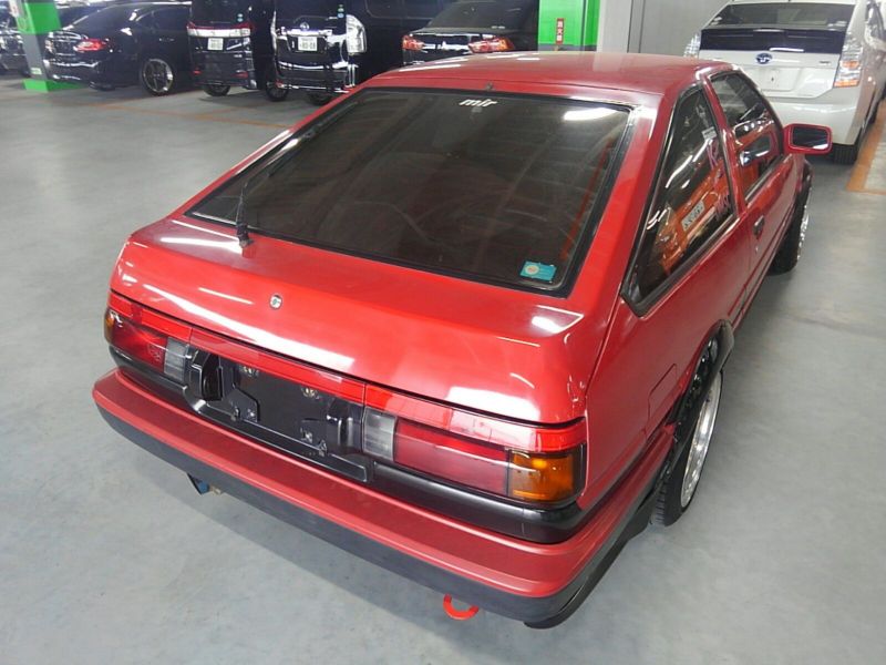 1985 Toyota Sprinter GT APEX AE86 right rear