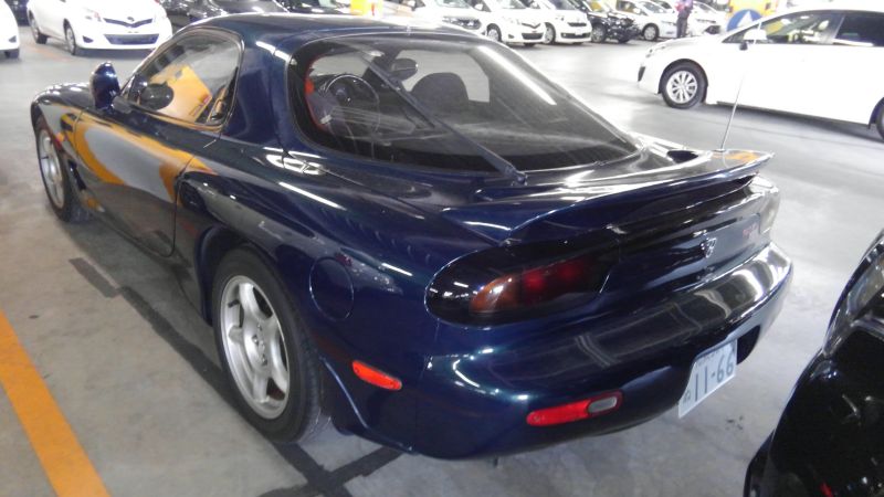 1992 Mazda RX-7 Type R left rear