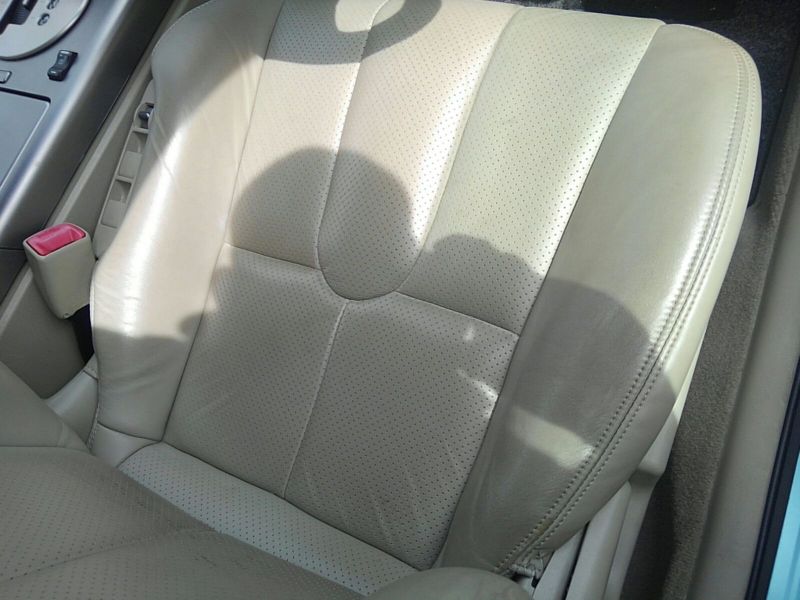 V35 350GT 70th Anniversary driver seat