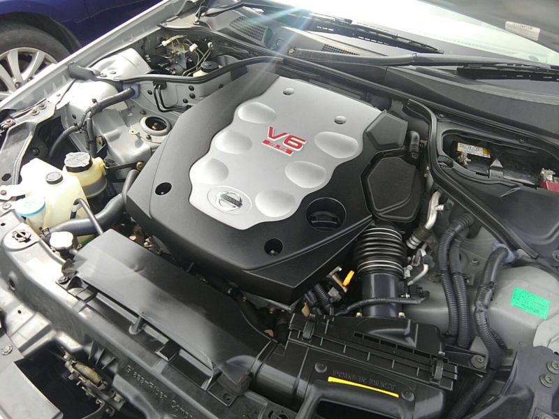 V35 350GT 70th Anniversary engine