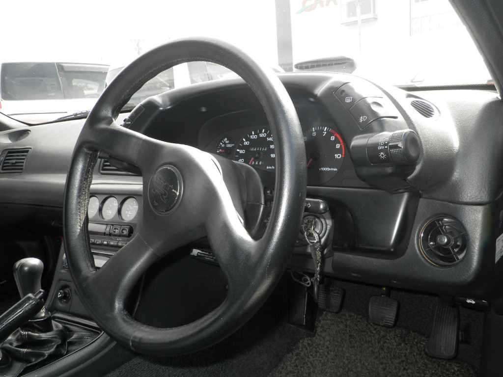 1993 Nissan Skyline R32 GTR VSpec steering wheel