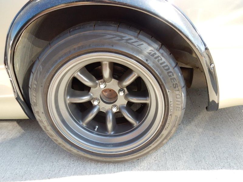 Hakosuka 1971 Nissan Skyline KGC10 coupe wheel 2