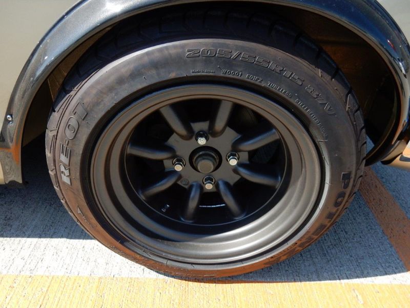 Hakosuka 1971 Nissan Skyline KGC10 coupe wheel 4
