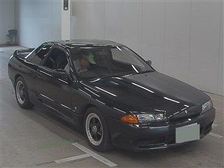 1990 Nissan Skyline R32 GTS-t auction front