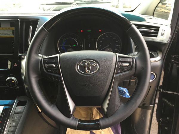 2015 Toyota Vellfire Hybrid ZR 30 Series steering wheel