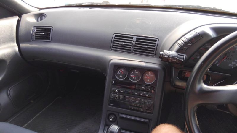 R32 GTR VSpec dash vent