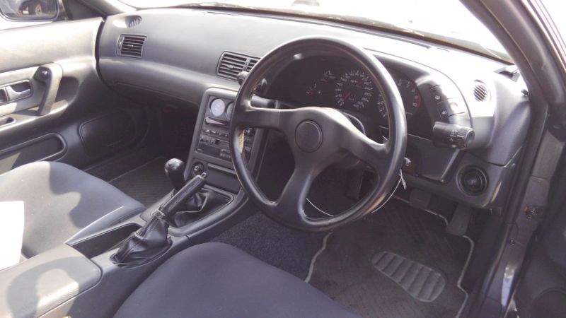 R32 GTR VSpec interior