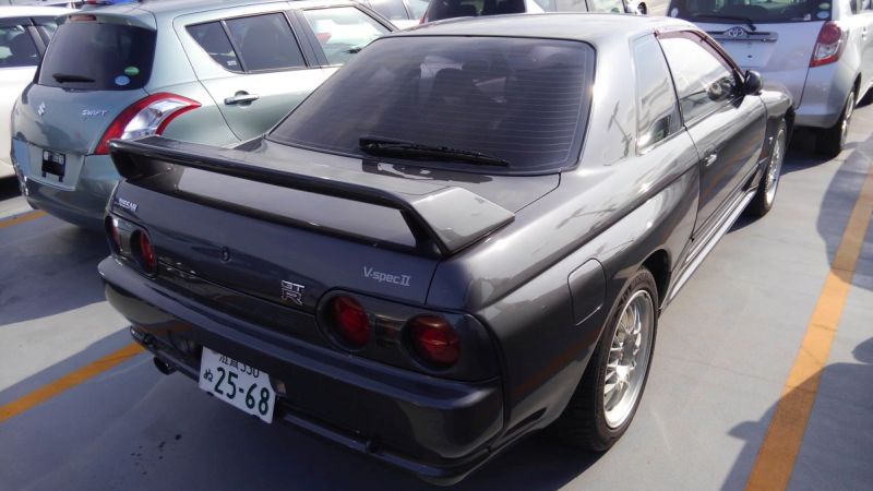 R32 GTR VSpec right rear 3