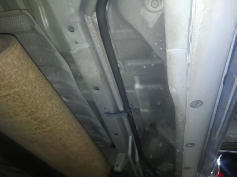 2008 Toyota Estima 4WD 7 seater underbody 4